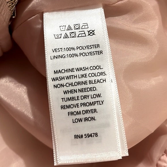 Tahari Baby Girl Pink Quilted Puffer Vest - Picture 6 of 7